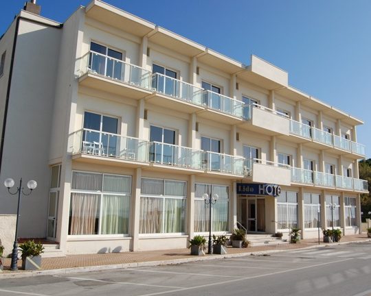 https://www.hotellidofollonica.com/wp-content/uploads/2016/03/hotel-lido-16-540x432.jpg