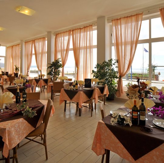 https://www.hotellidofollonica.com/wp-content/uploads/2016/03/n_2-540x535.jpg