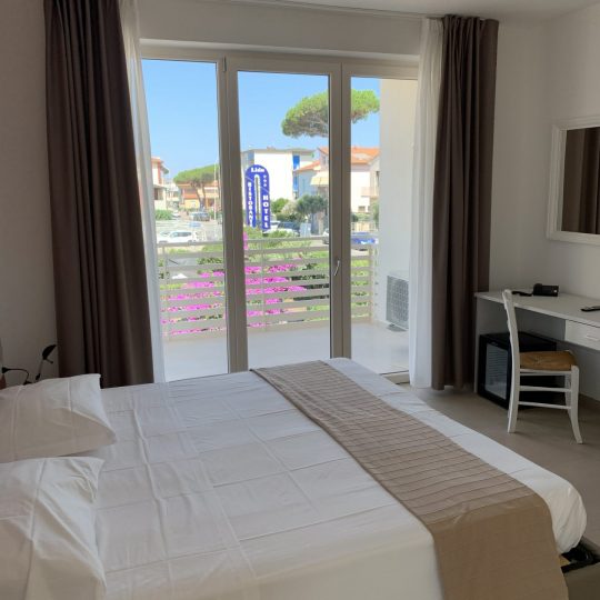 https://www.hotellidofollonica.com/wp-content/uploads/2021/08/IMG-9439-540x540.jpg